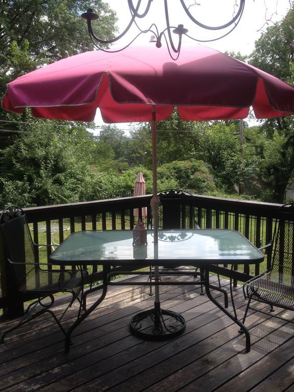 Charming Home In Derby City Louisville Bagian luar foto