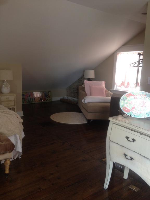 Charming Home In Derby City Louisville Bagian luar foto